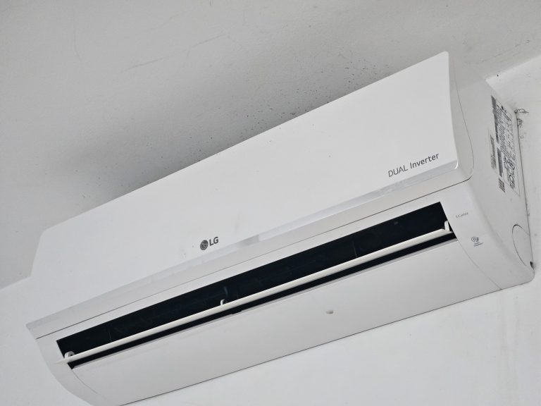 Điều Hòa LG Inverter 1 Chiều 9000BTU: Công Nghệ Tiên Tiến Và Hiệu Suất Vượt Trội