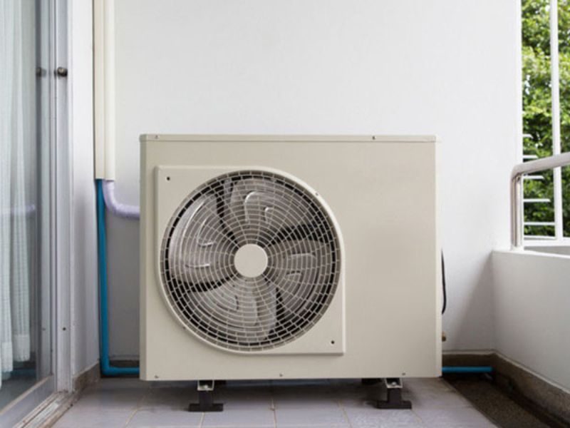 Cục Nóng Máy Lạnh Bị Chảy Nước Có Sao Không?