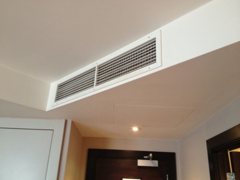 Thi Công Máy Lạnh Giấu Trần Nối Ống Gió Daikin